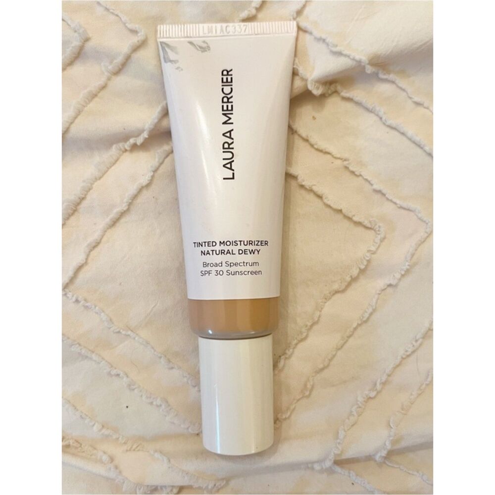 Laura Mercier TEAK LongWear Tinted Moisturizer Dewy  SPF 30 w Hyaluronic Acid